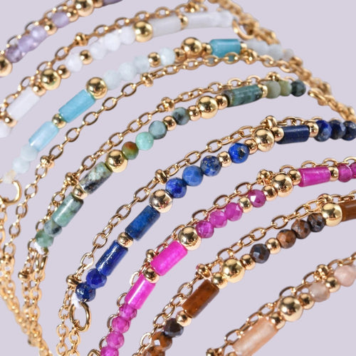 Collection de bracelets NovaPick bohèmes en pierres naturelles facettées et chaîne en plaqué or 18K ajustable